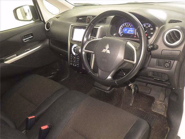 MITSUBISHI EK CUSTOM