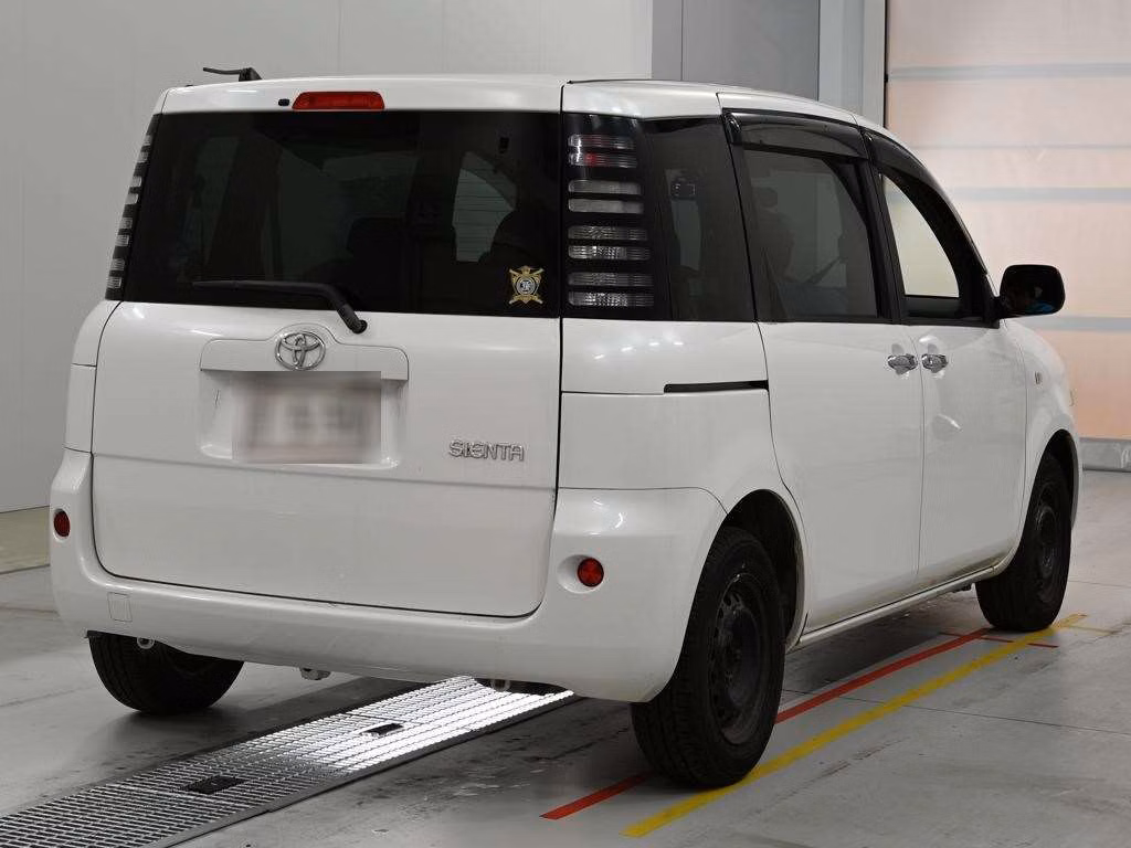 TOYOTA SIENTA