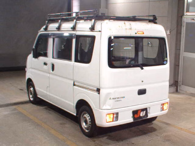 MITSUBISHI MINICAB