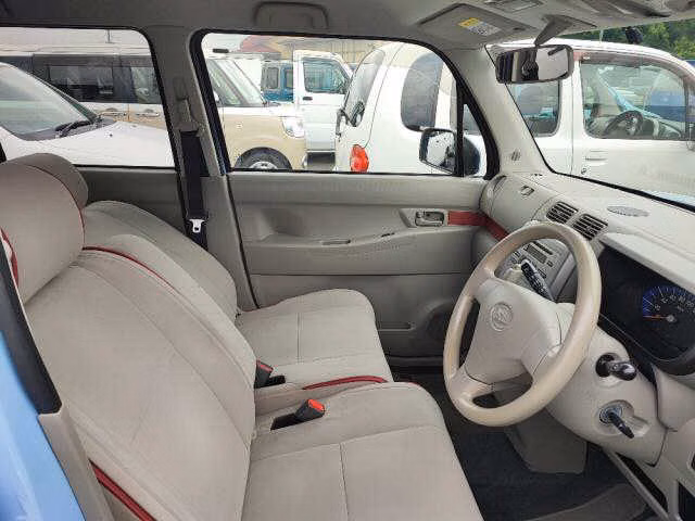 DAIHATSU MOVE CONTE