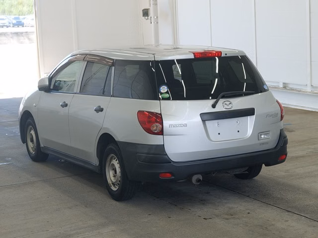 MAZDA FAMILIA