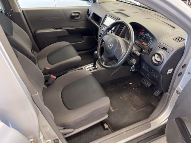MAZDA FAMILIA