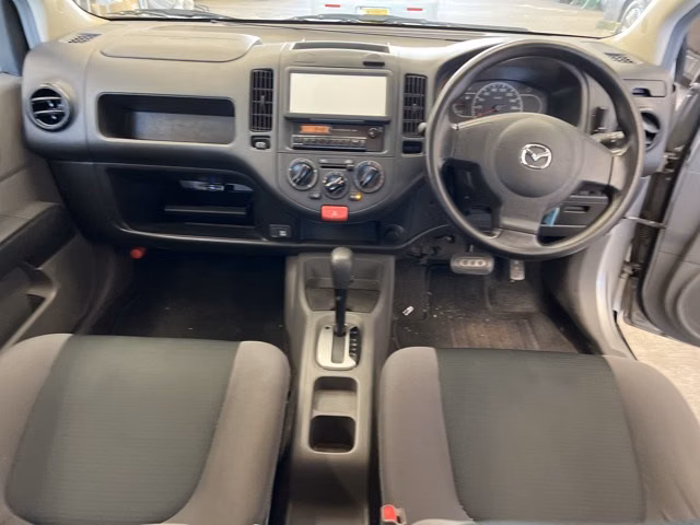 MAZDA FAMILIA