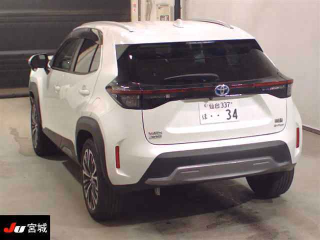 TOYOTA YARIS CROSS