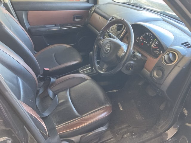 MAZDA VERISA