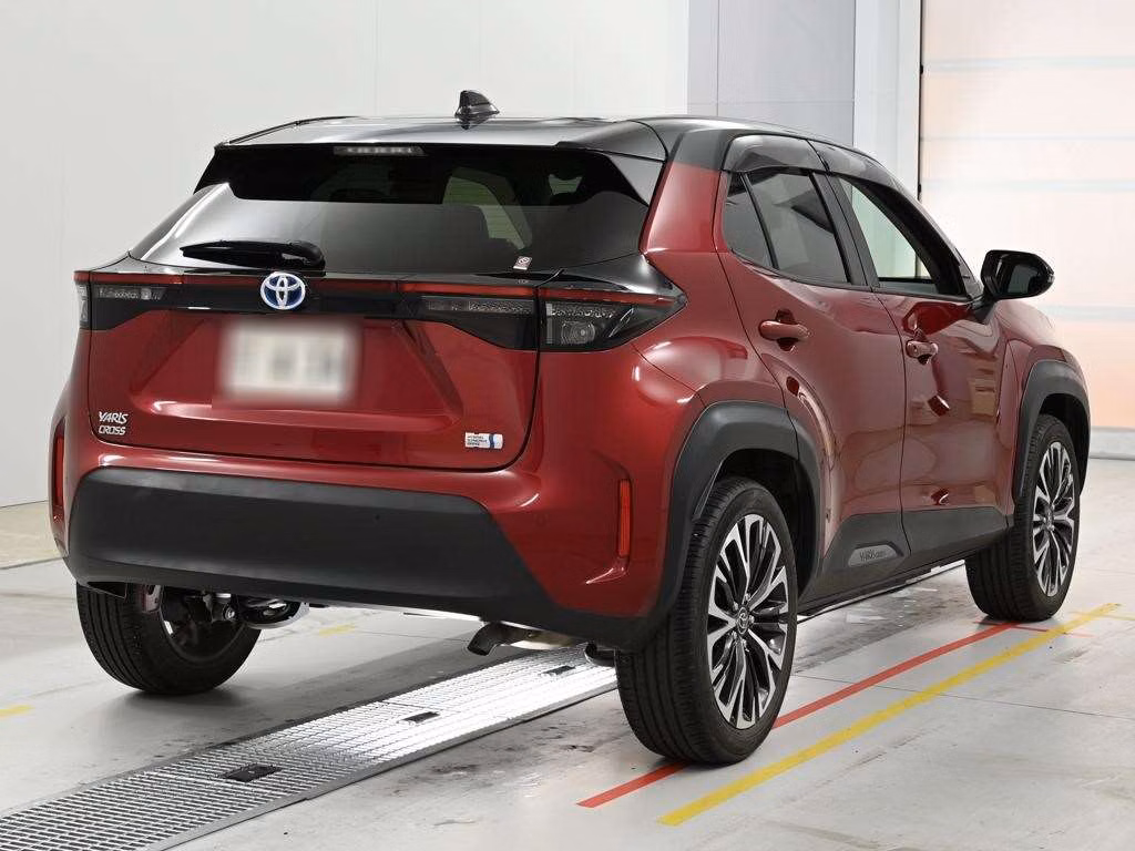 TOYOTA YARIS CROSS