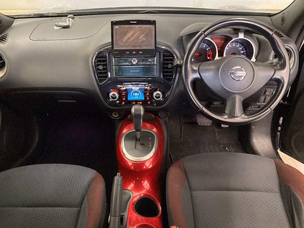 NISSAN JUKE