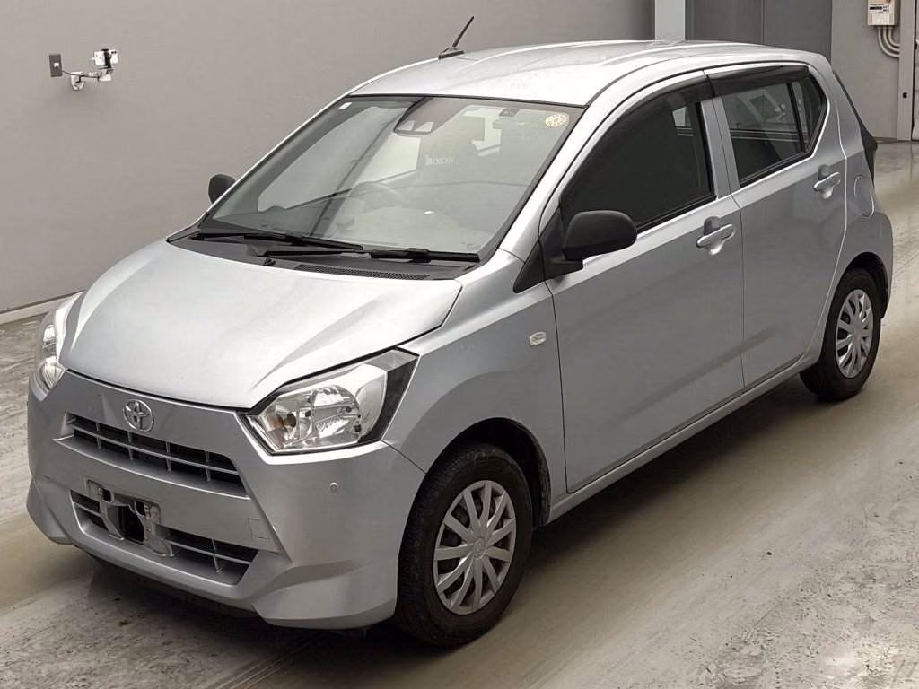 TOYOTA PIXIS EPOCH