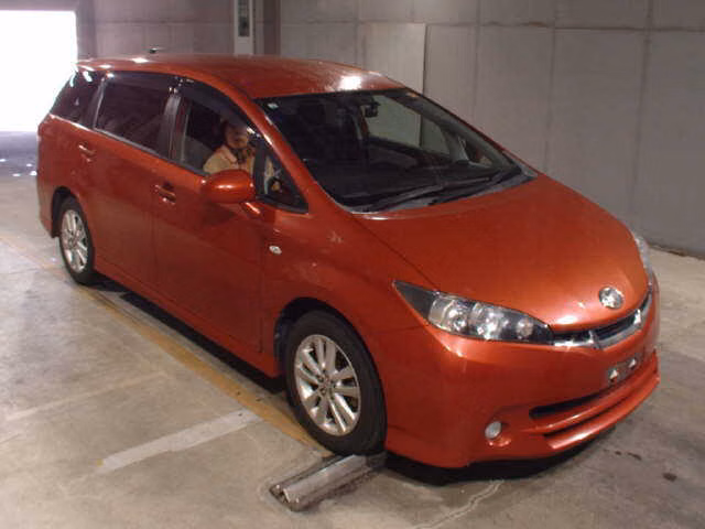TOYOTA WISH