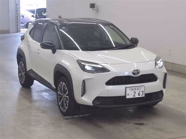 TOYOTA YARIS CROSS