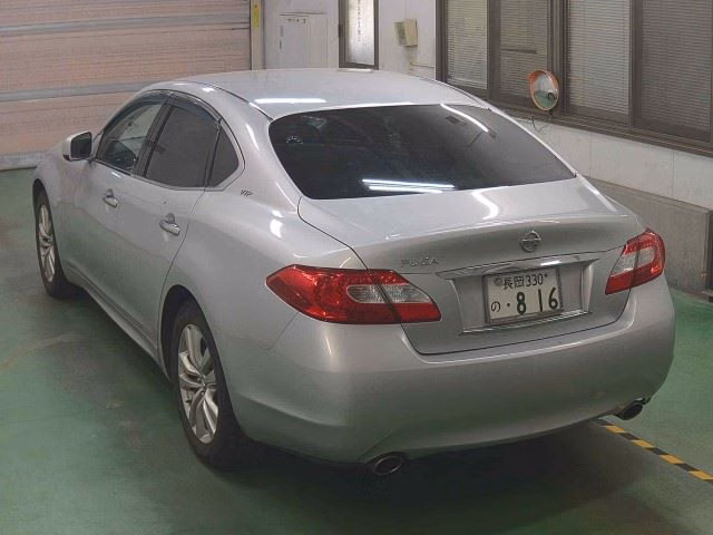 NISSAN FUGA