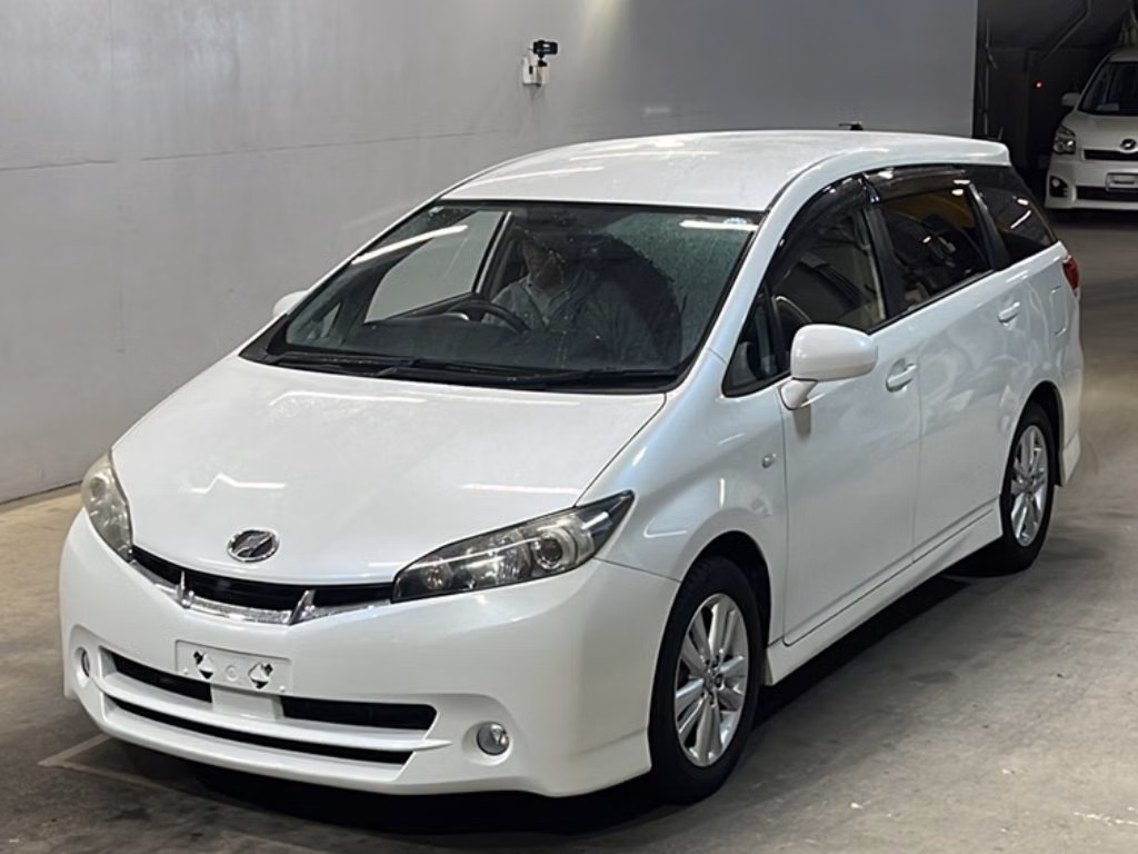TOYOTA WISH