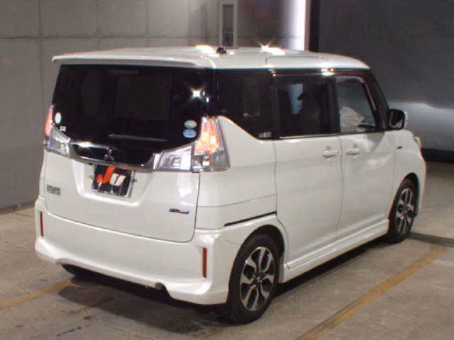 MITSUBISHI DELICA D:2