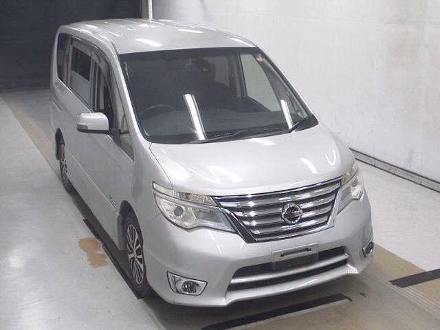 NISSAN SERENA