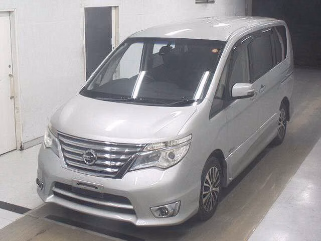NISSAN SERENA