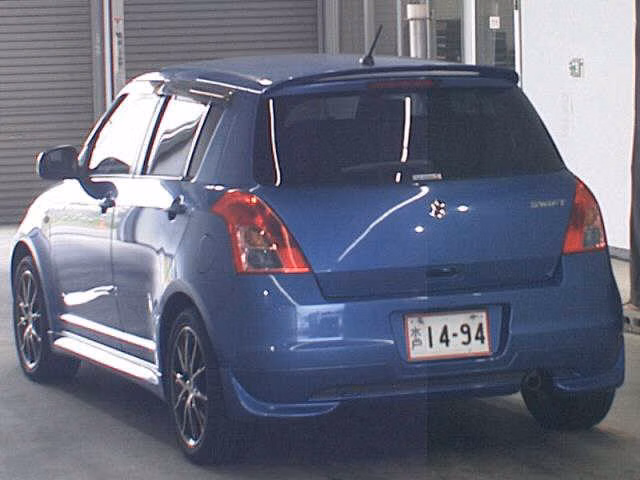 SUZUKI SWIFT