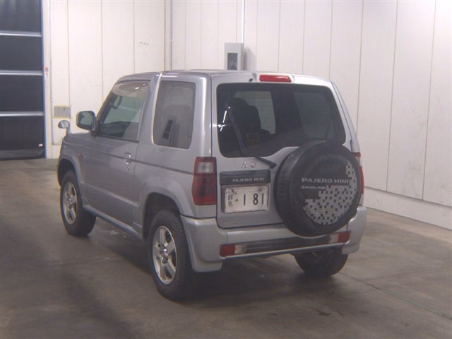 MITSUBISHI PAJERO MINI