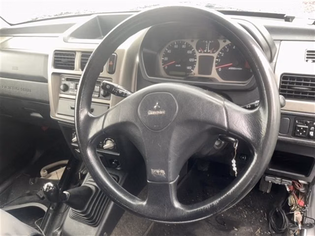 MITSUBISHI PAJERO MINI