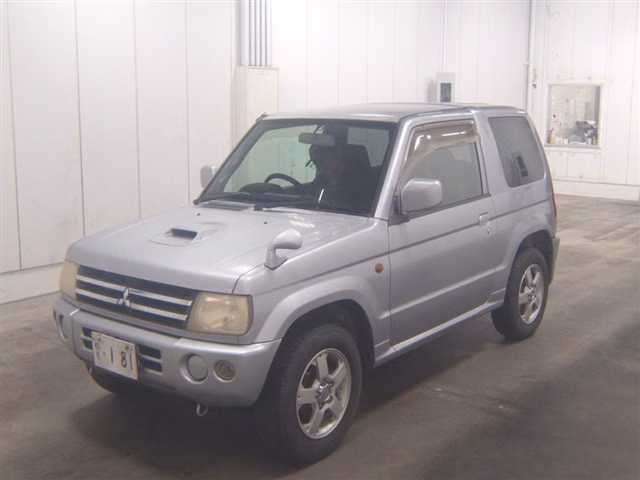MITSUBISHI PAJERO MINI