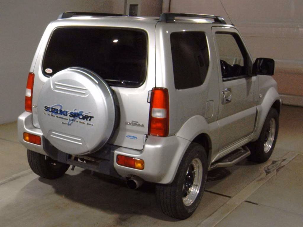 SUZUKI JIMNY SIERRA
