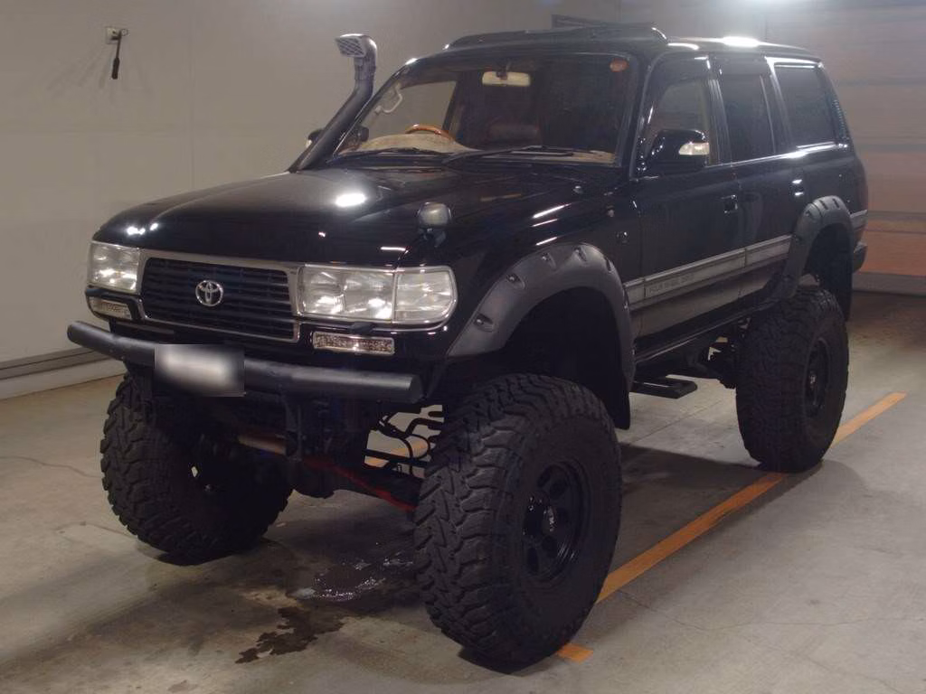 TOYOTA LAND CRUISER