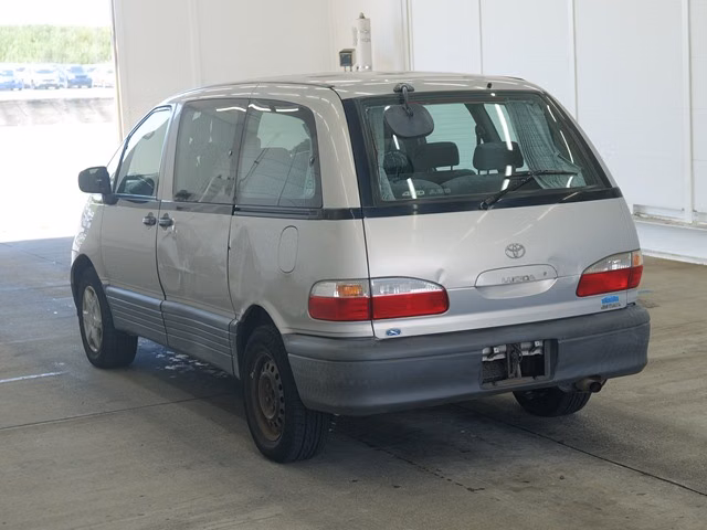 TOYOTA ESTIMA LUCIDA