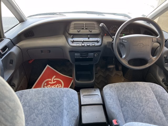 TOYOTA ESTIMA LUCIDA