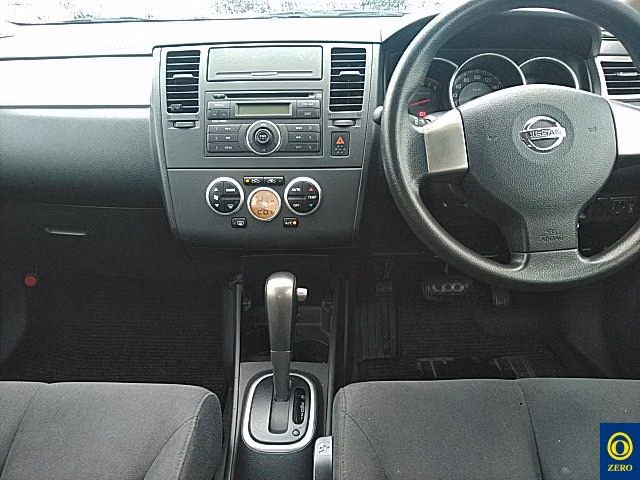 NISSAN TIIDA LATIO