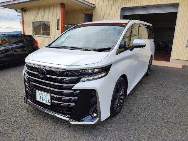 TOYOTA VELLFIRE