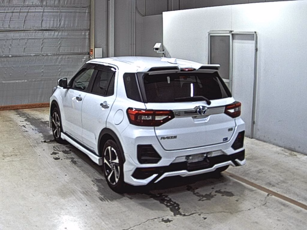 TOYOTA RAIZE