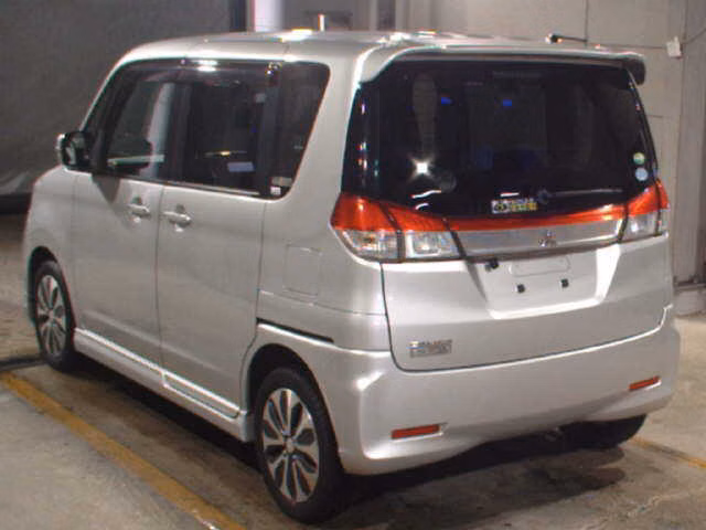 MITSUBISHI DELICA D:2
