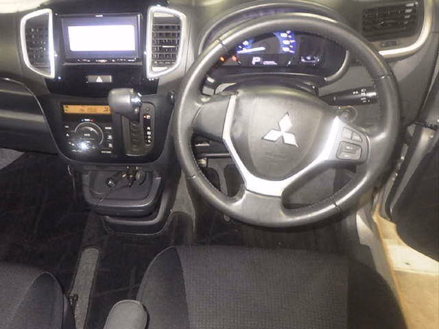 MITSUBISHI DELICA D:2