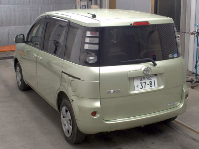TOYOTA SIENTA