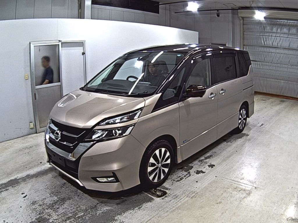 NISSAN SERENA
