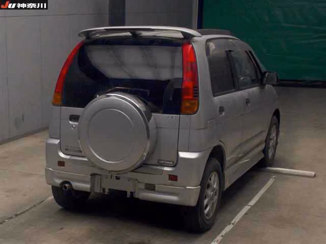 DAIHATSU TERIOS KID