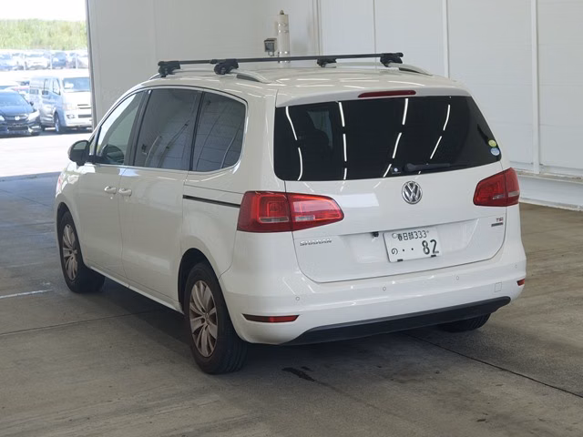 VOLKSWAGEN SHARAN