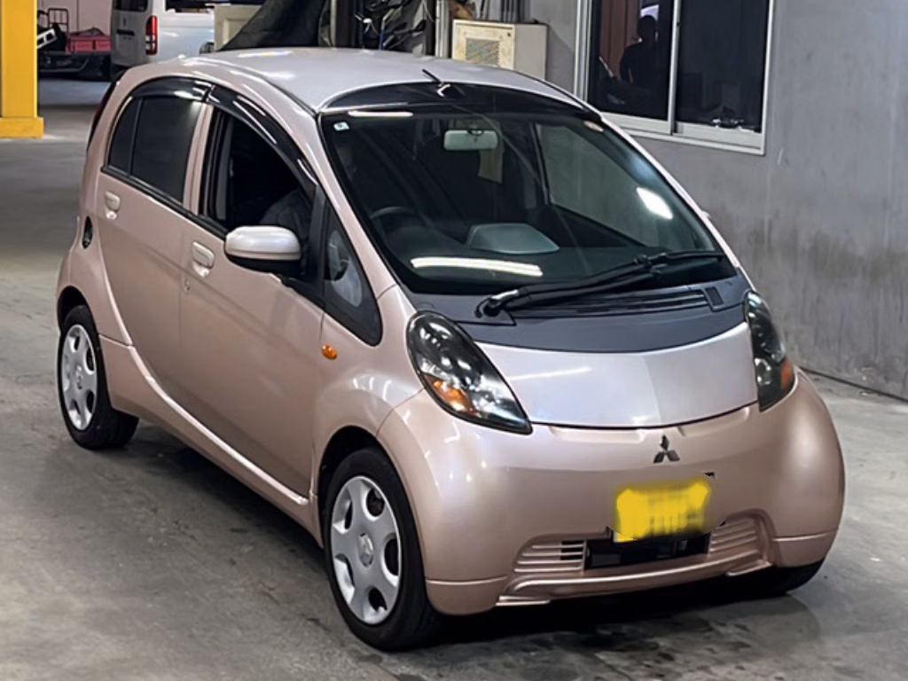 MITSUBISHI I
