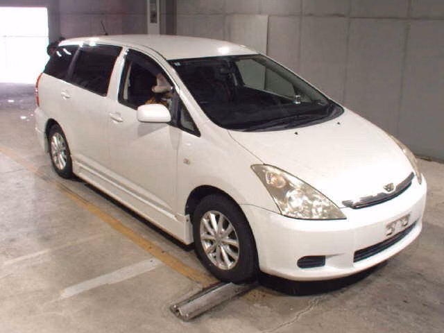 TOYOTA WISH