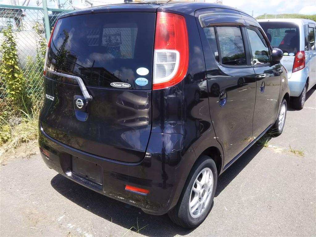 NISSAN MOCO