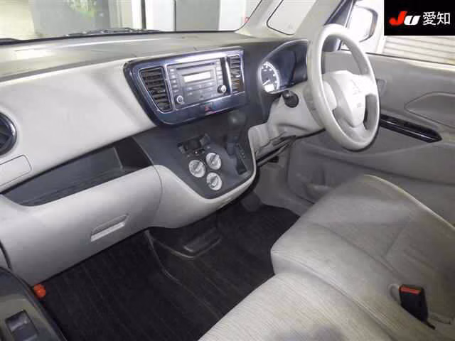 MITSUBISHI EK SPACE
