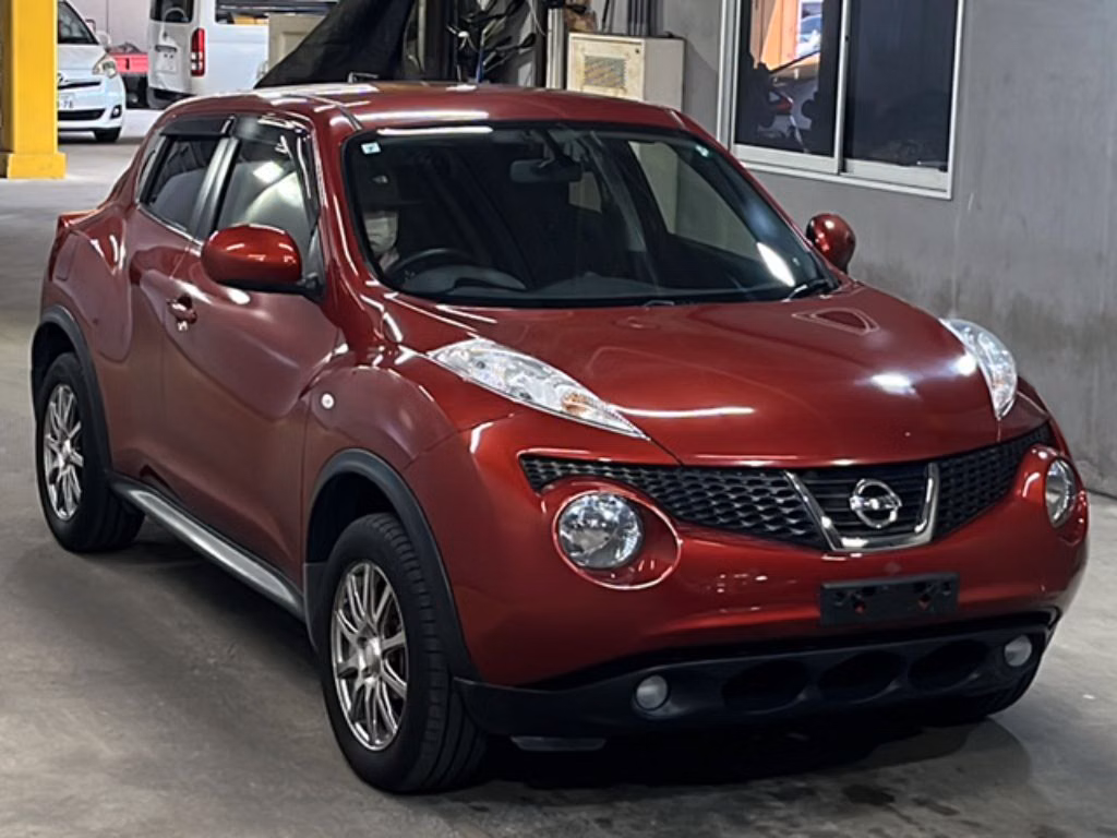 NISSAN JUKE