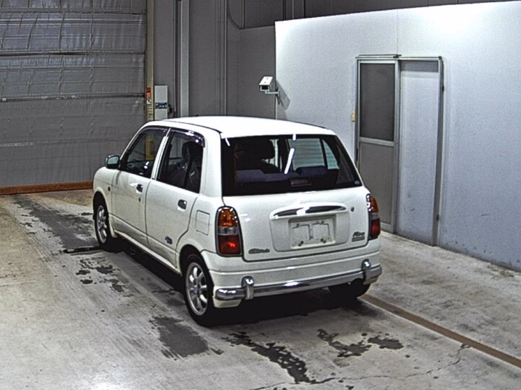 DAIHATSU MIRA GINO