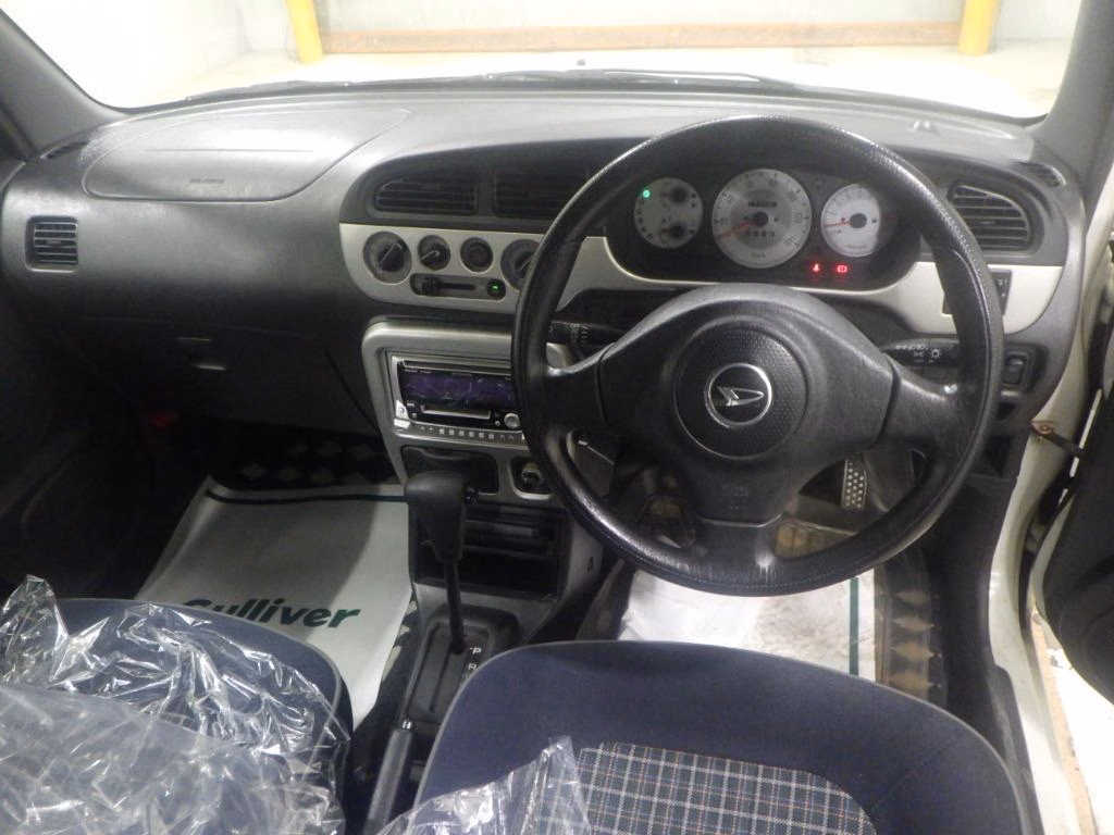 DAIHATSU MIRA GINO