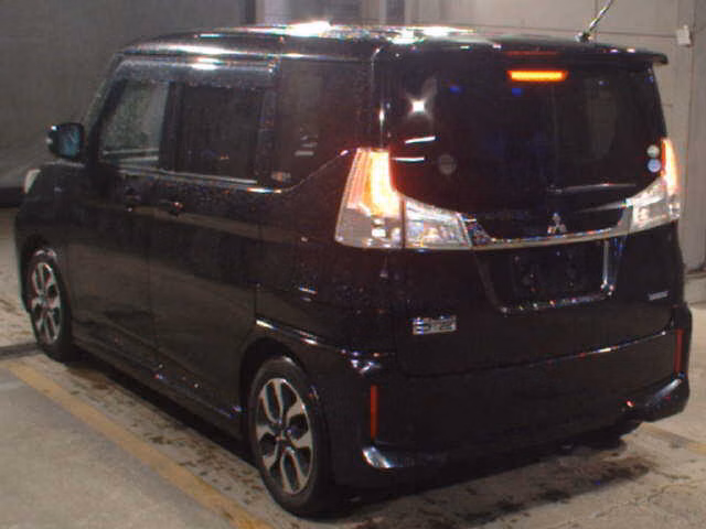 MITSUBISHI DELICA D:2