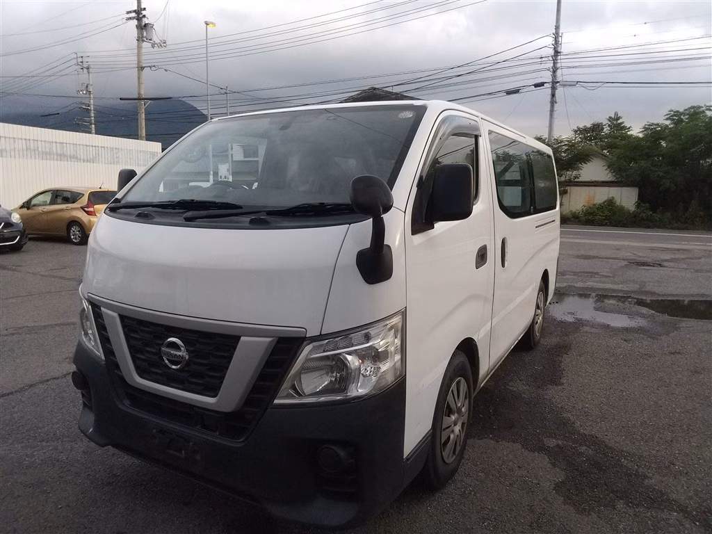 NISSAN NV350 CARAVAN
