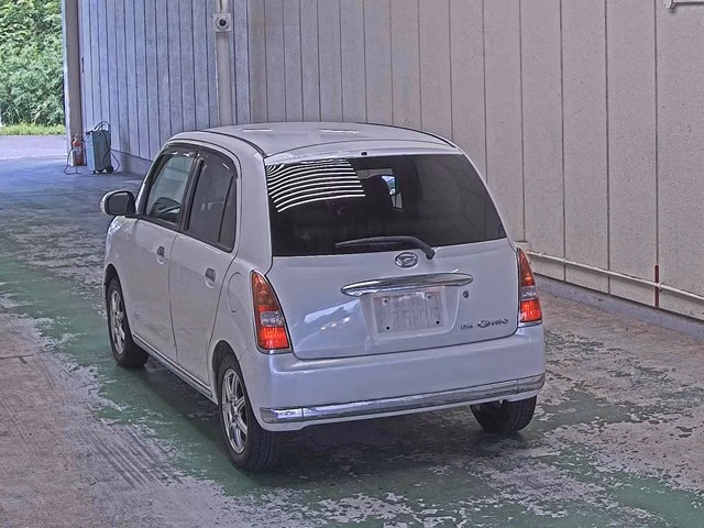 DAIHATSU MIRA GINO