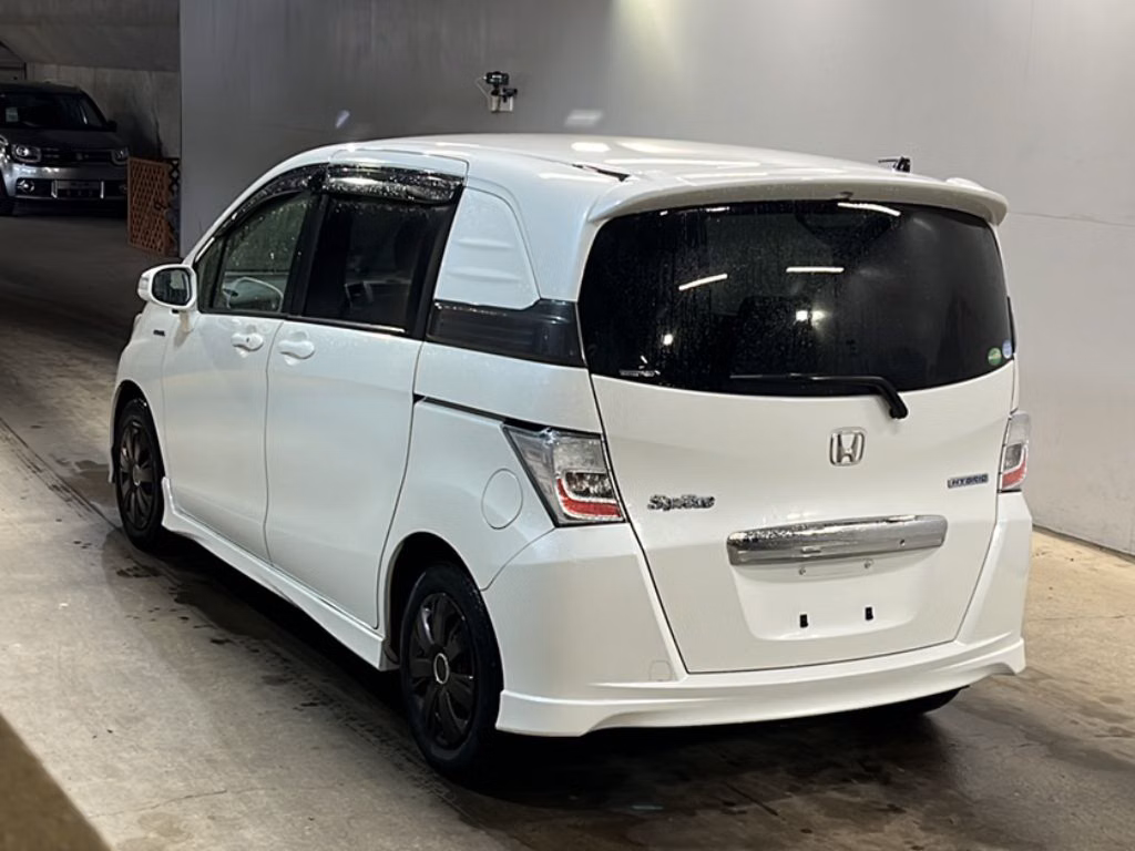 HONDA FREED
