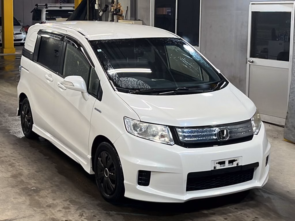 HONDA FREED