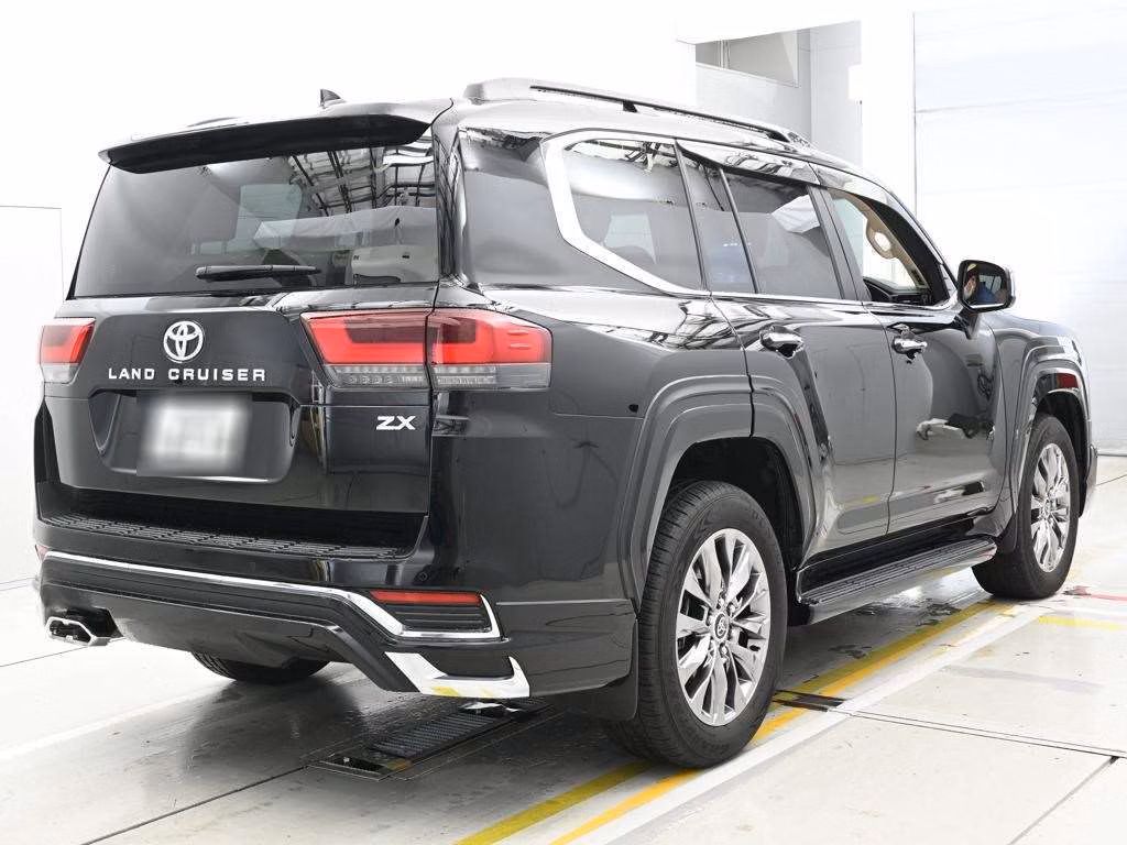 TOYOTA LAND CRUISER