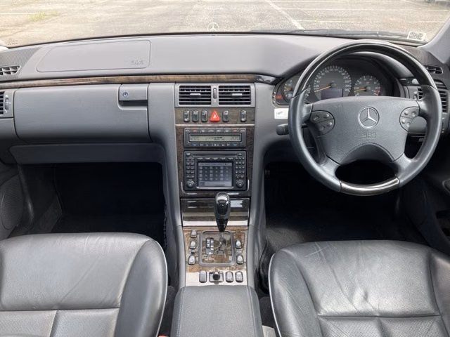 MERCEDES-BENZ E-CLASS